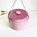 Cufăr pentru Trusoul de Botez Buretat cu Catifea Roz pudra