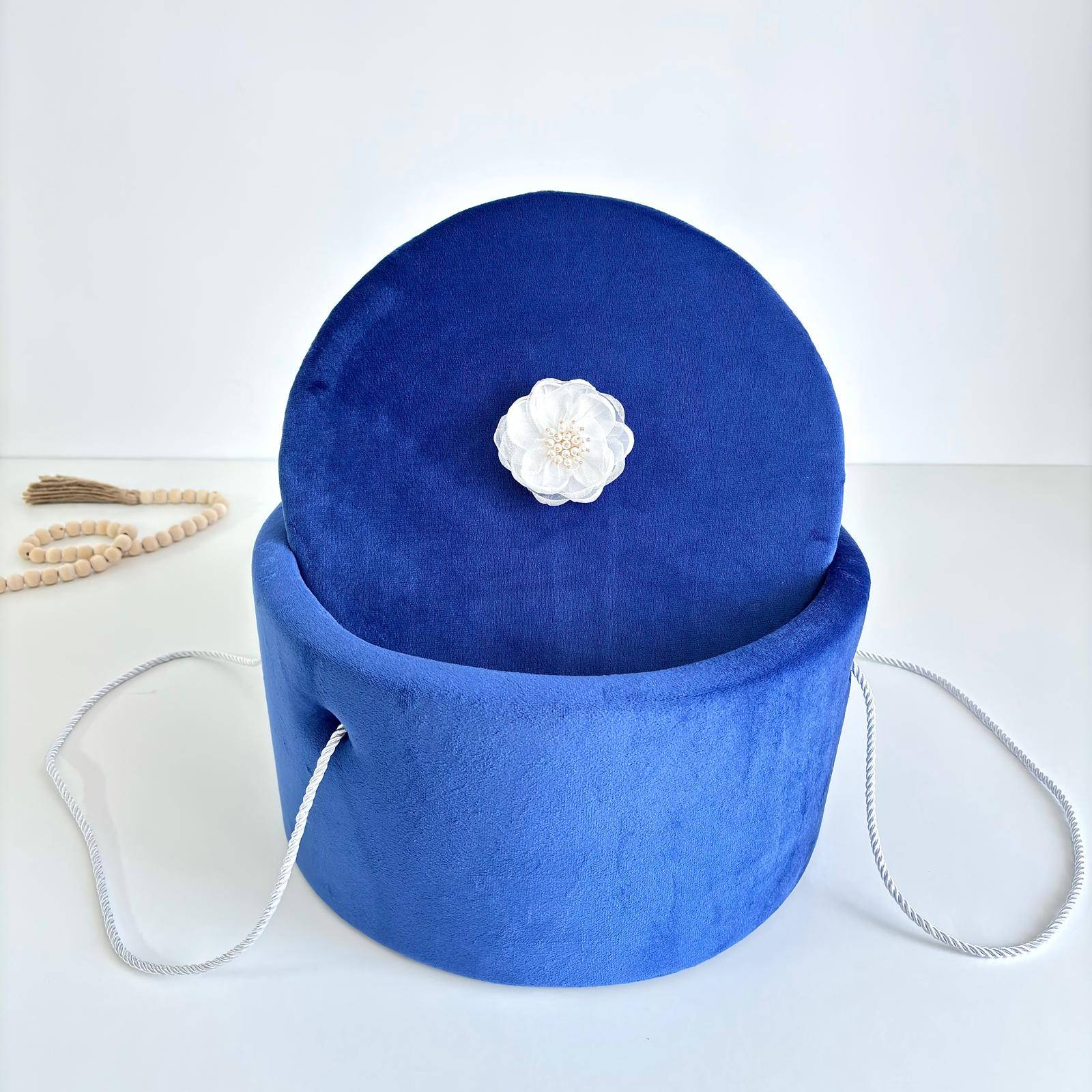 Trusou din Muselina Pentru Botez + Cutie Pentru Trusou cu Catifea Albastru