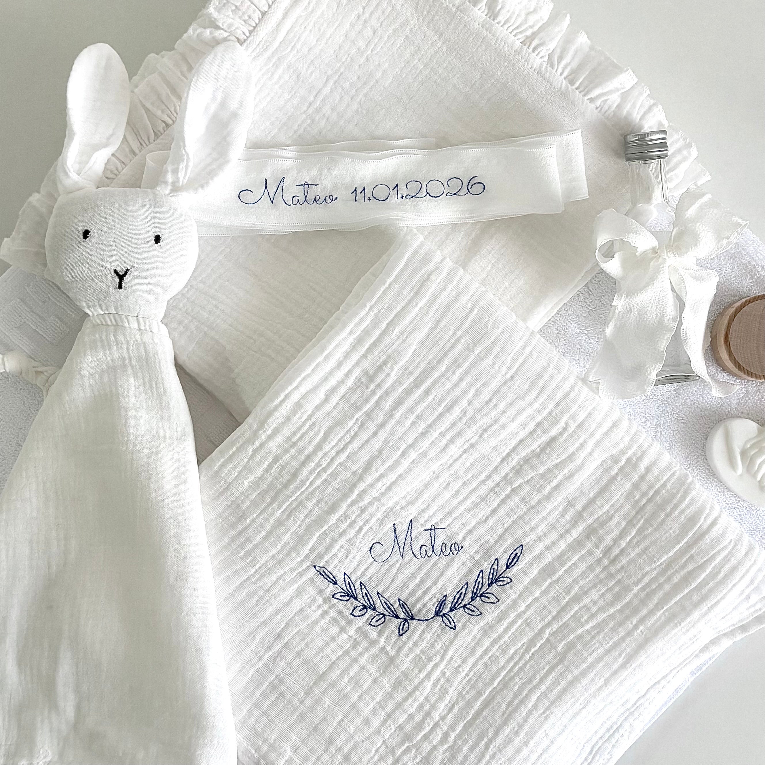 Trusou Personalizat pentru Botez – Model B020