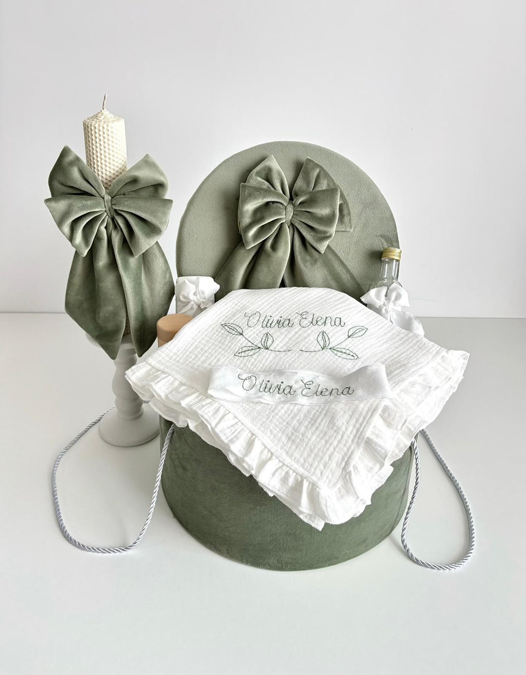 Set Trusou personalizat pentru Botez -Olivia Elena