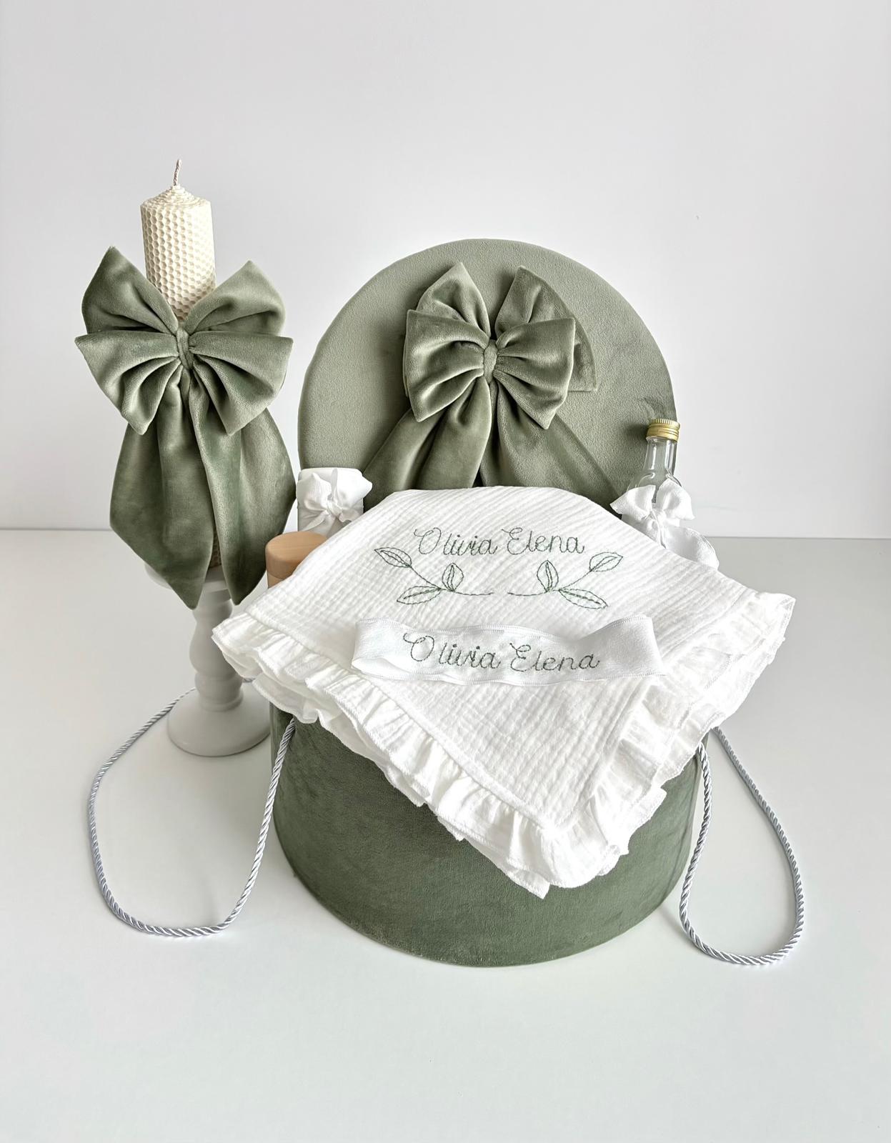 Set Trusou personalizat pentru Botez -Olivia Elena