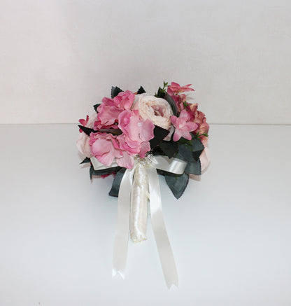 Bouquet of flowers for the Bride - Model 046