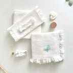 Trusou din Muselina Ivory Pentru Botez cu Fluture Vernil
