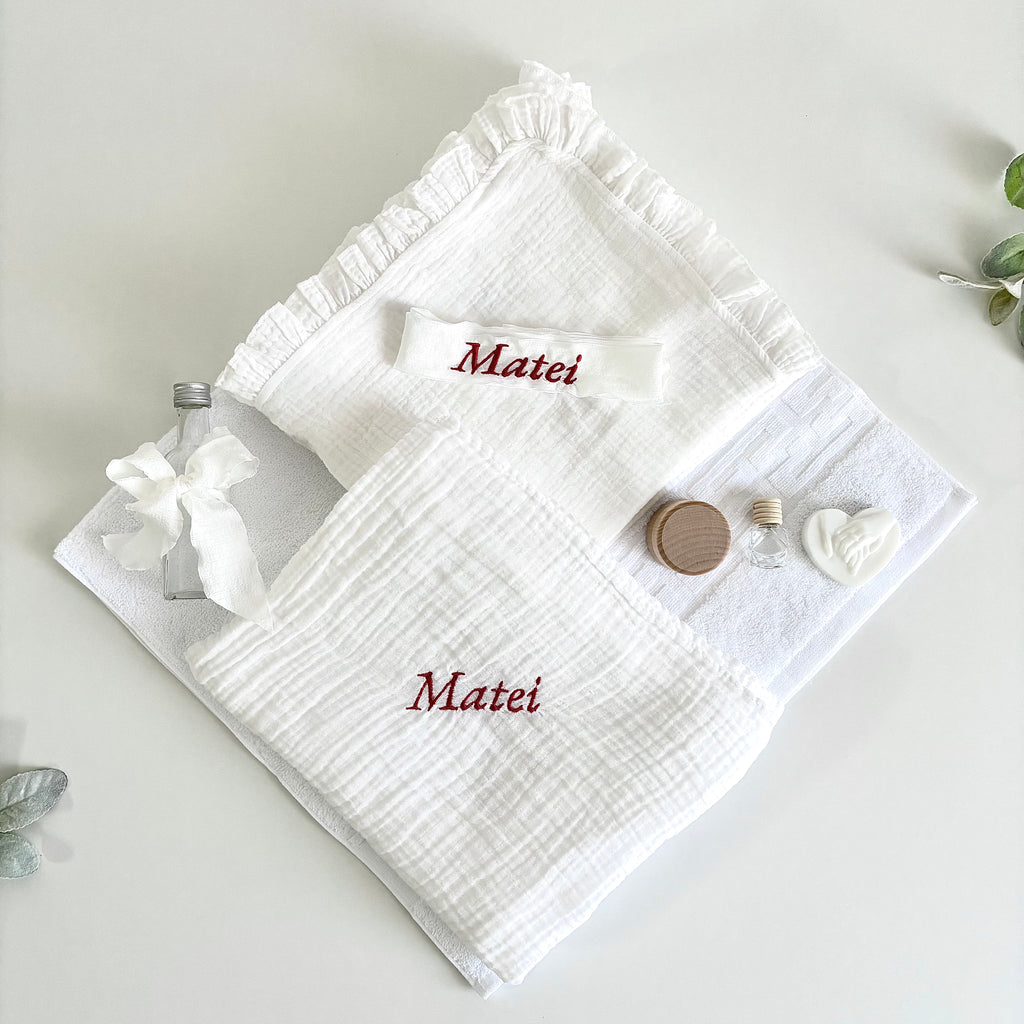 Set Trusou Personalizat pentru Botez – Model B023