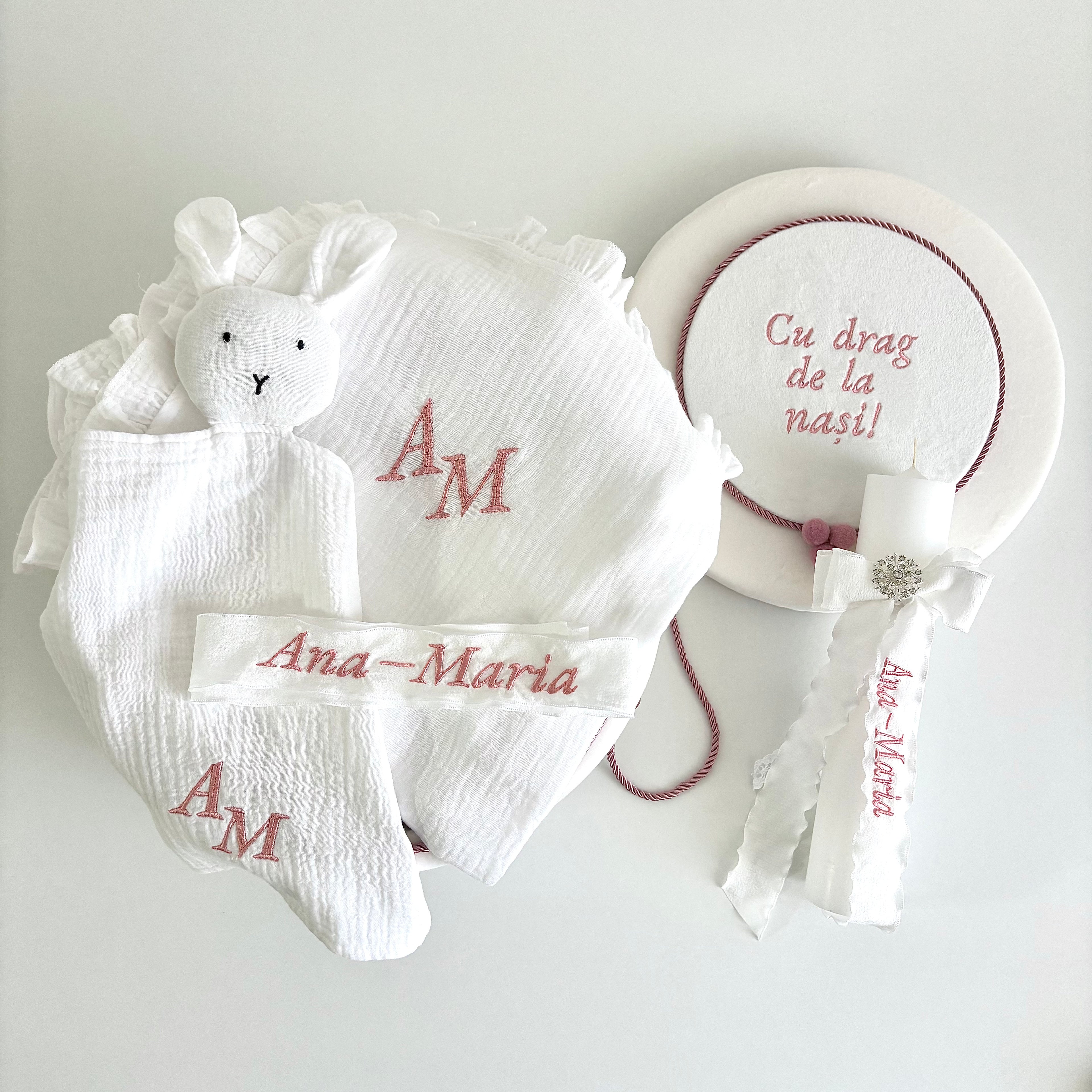 Set Trusou Personalizat pentru Botez – Model B024