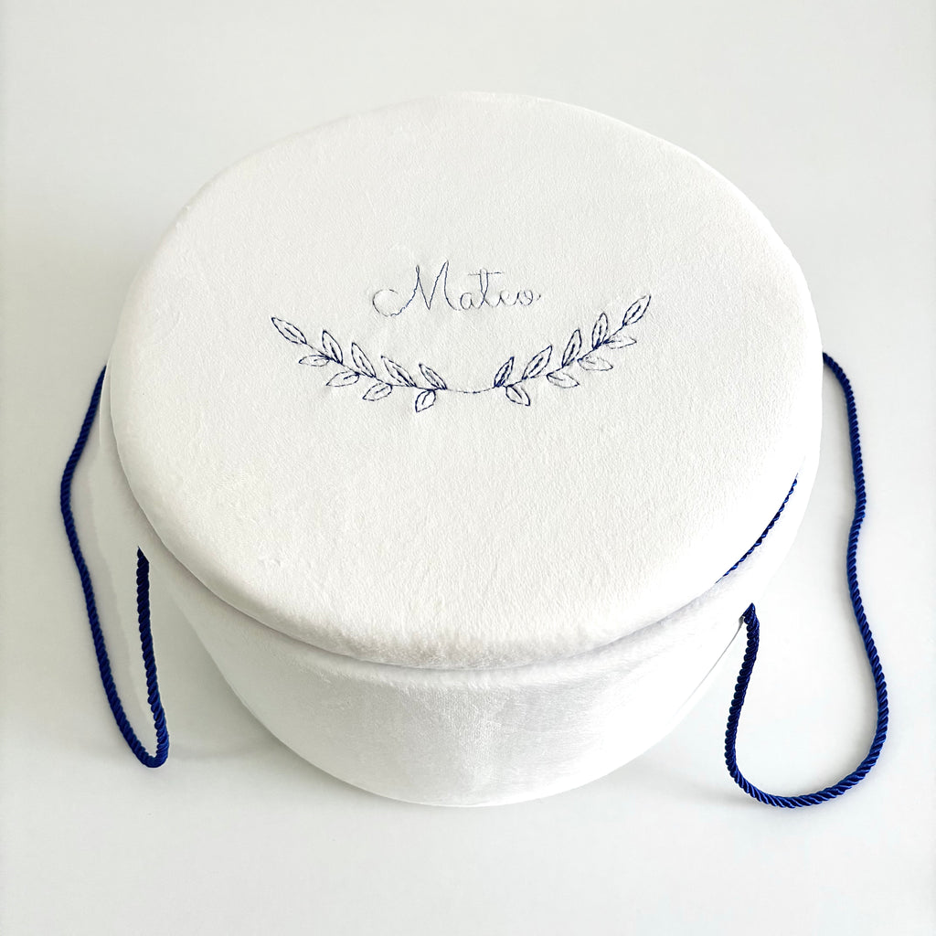 Cutie Personalizată Pentru Trusoul de Botez Model B009