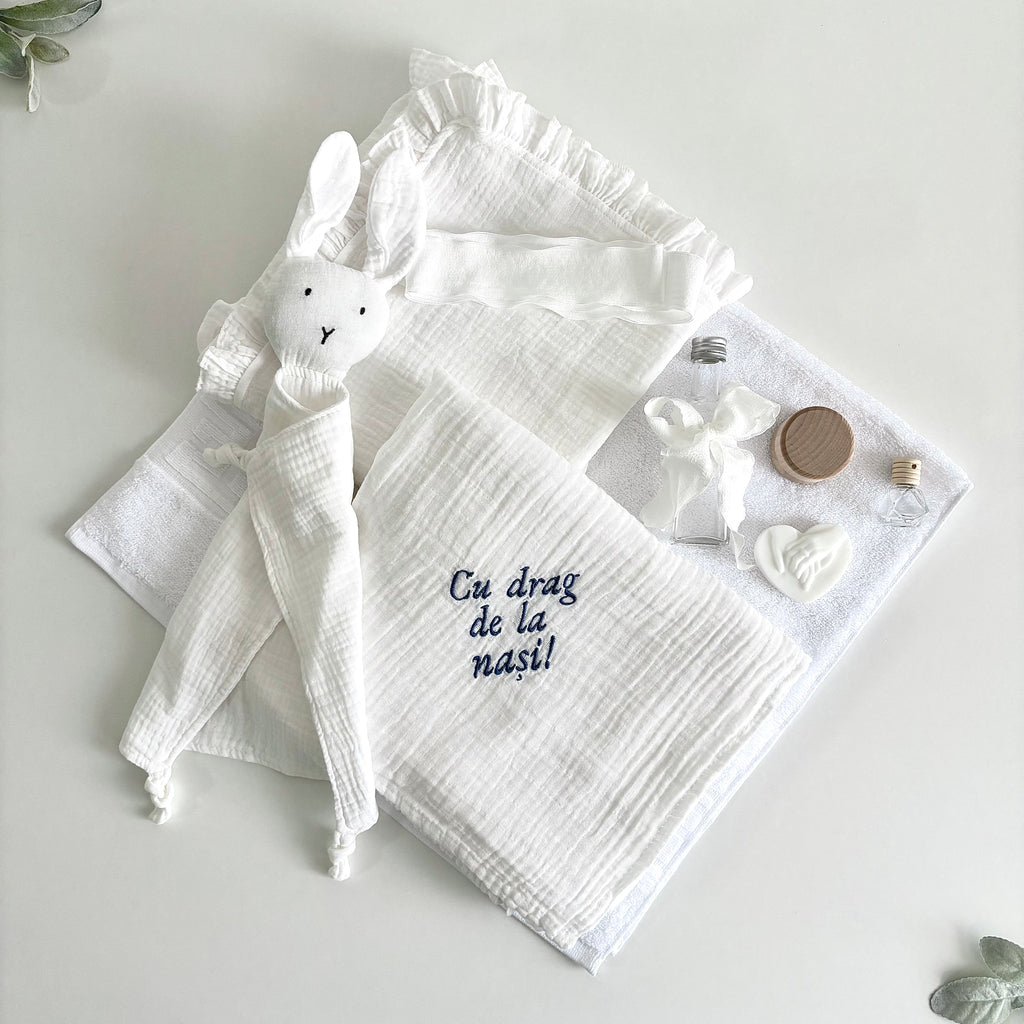 Set Trusou Personalizat pentru Botez – Model B021