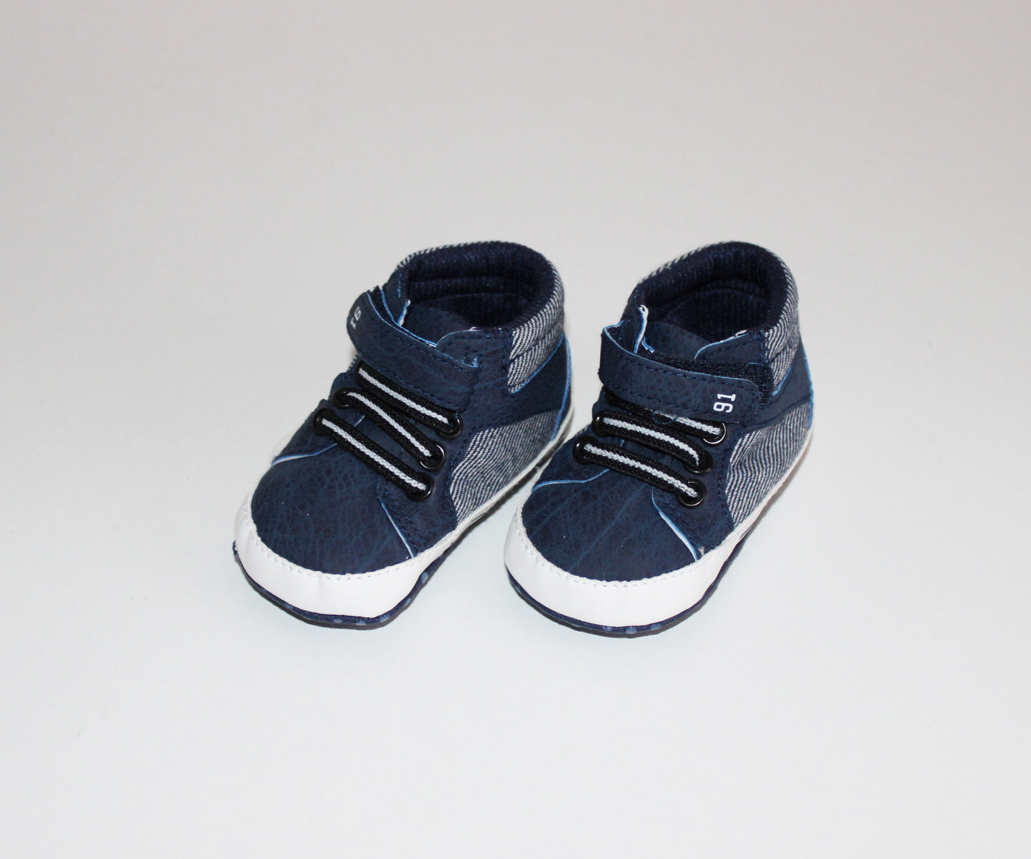 Baby shoes - Model 025