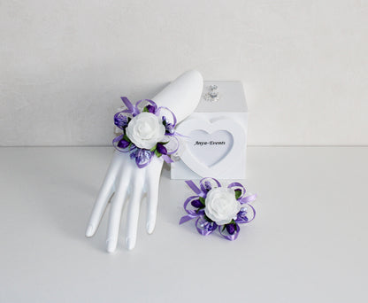 Wedding flowers - Corsage bracelet B023