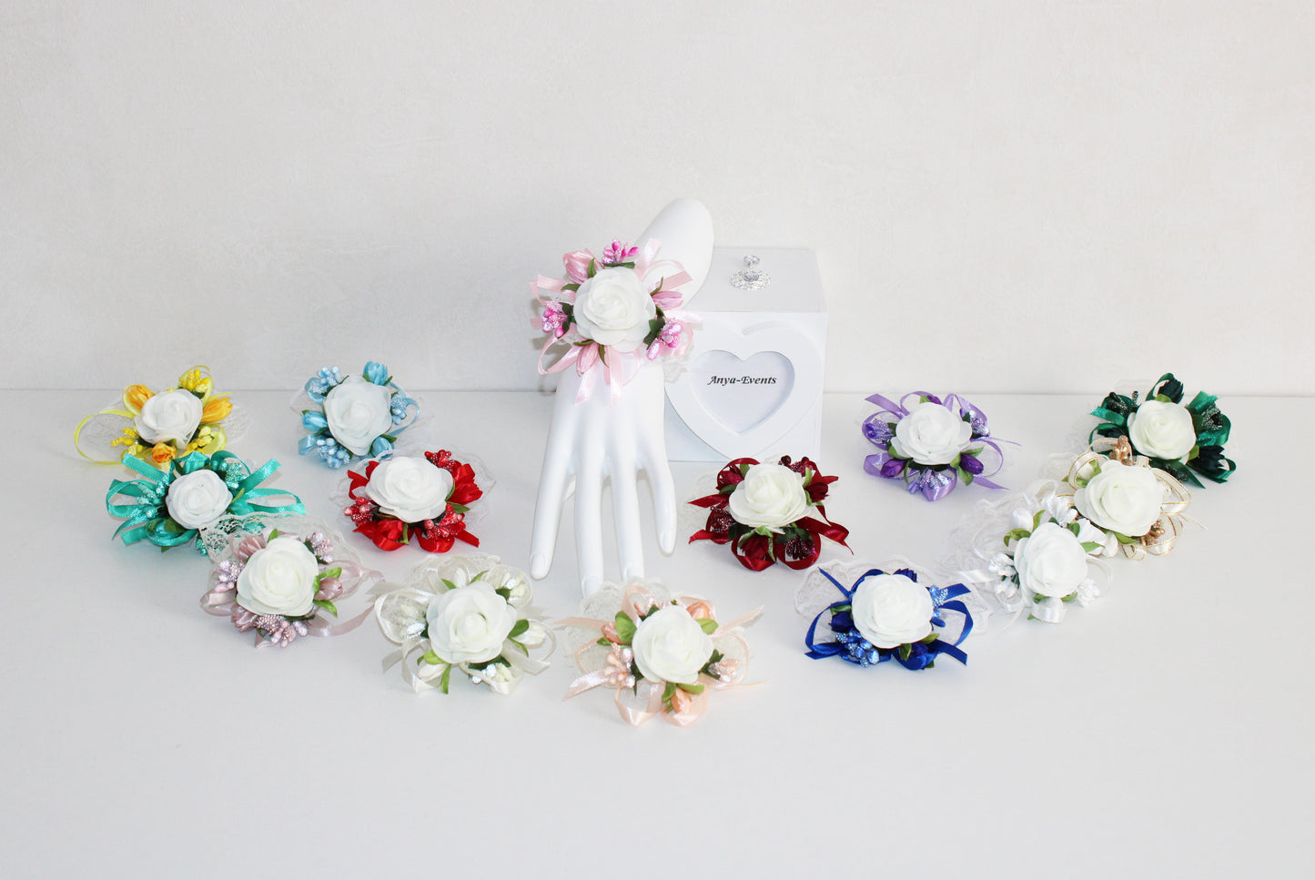 Wedding flowers - Corsage bracelet B023