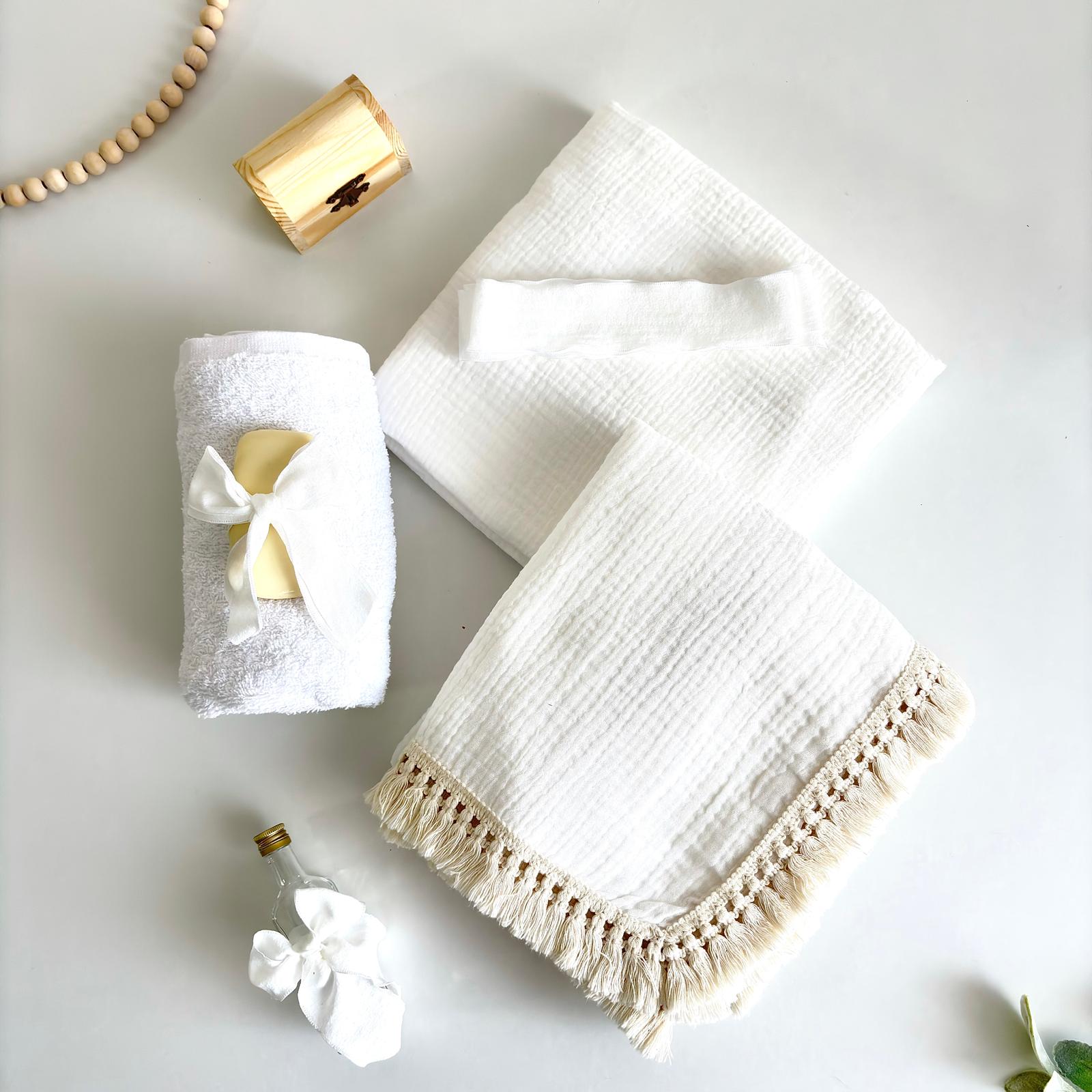 Trusou din muselina pentru Botez -Model 1014