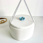 Trusou din Muselina Pentru Botez + Cutie Pentru Trusou cu floare Albastra