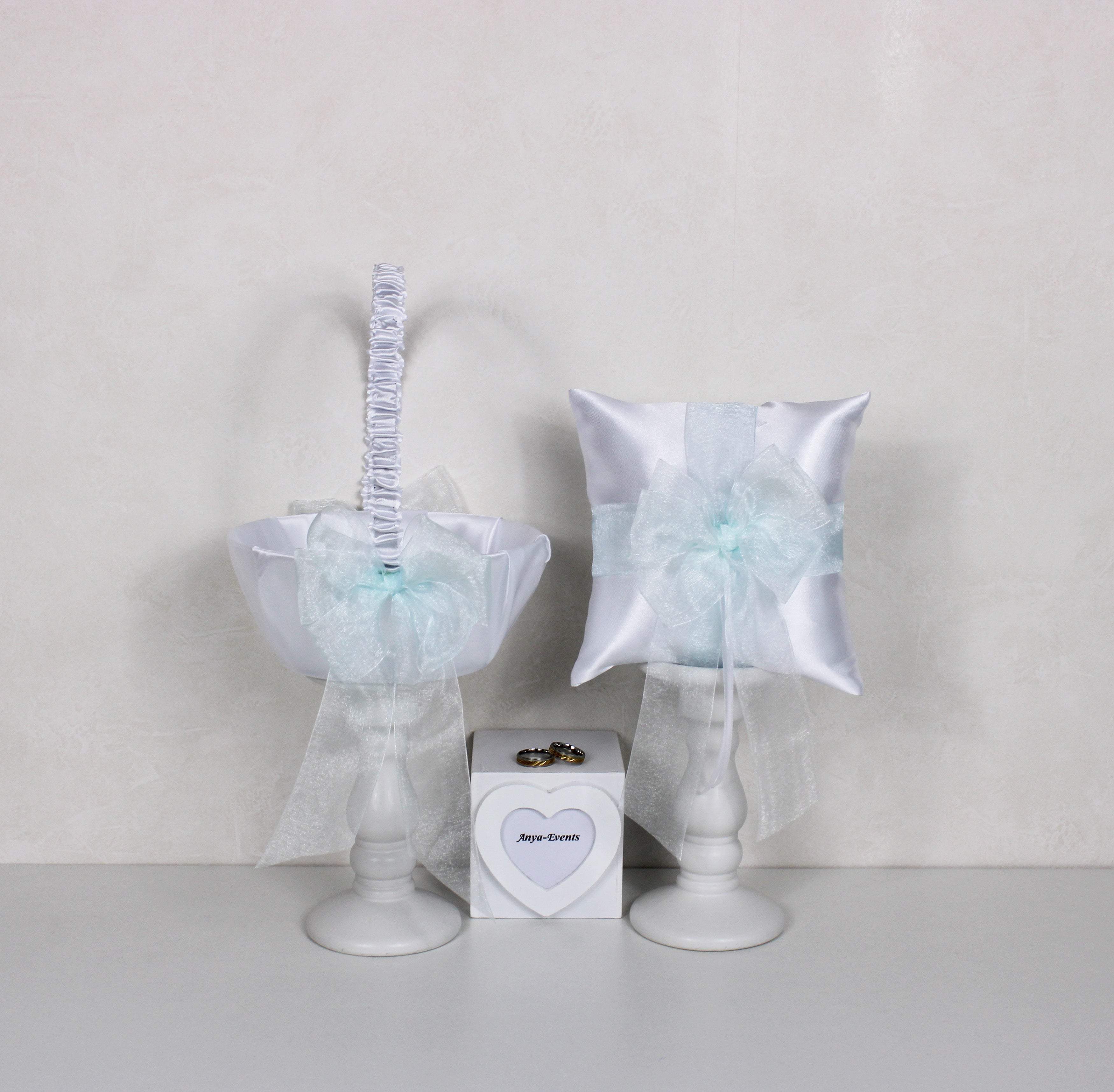 Basket and pillow set 04