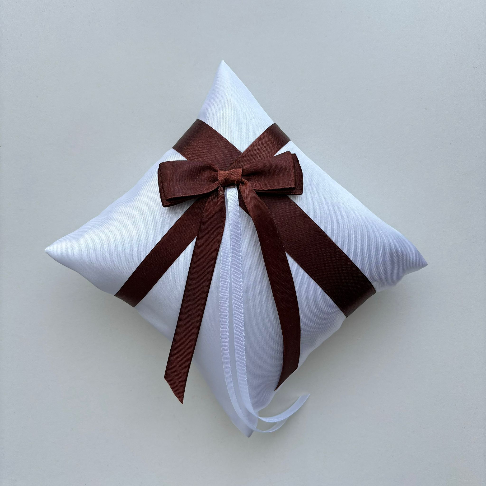 Coșuleț și Pernuță pentru Nuntă cu panglică Maro