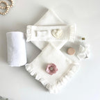 Trusou din Muselina Pentru Botez + Cutie Pentru Trusou cu floare  Roz