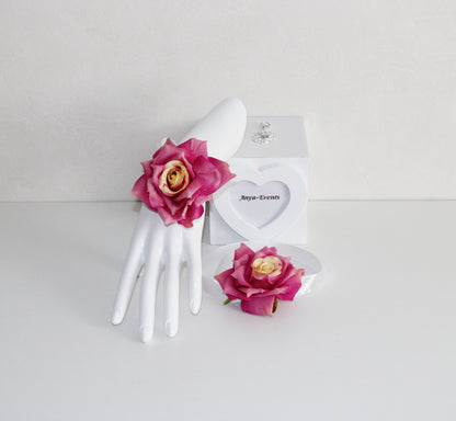 Wedding flowers - Corsage bracelet B028