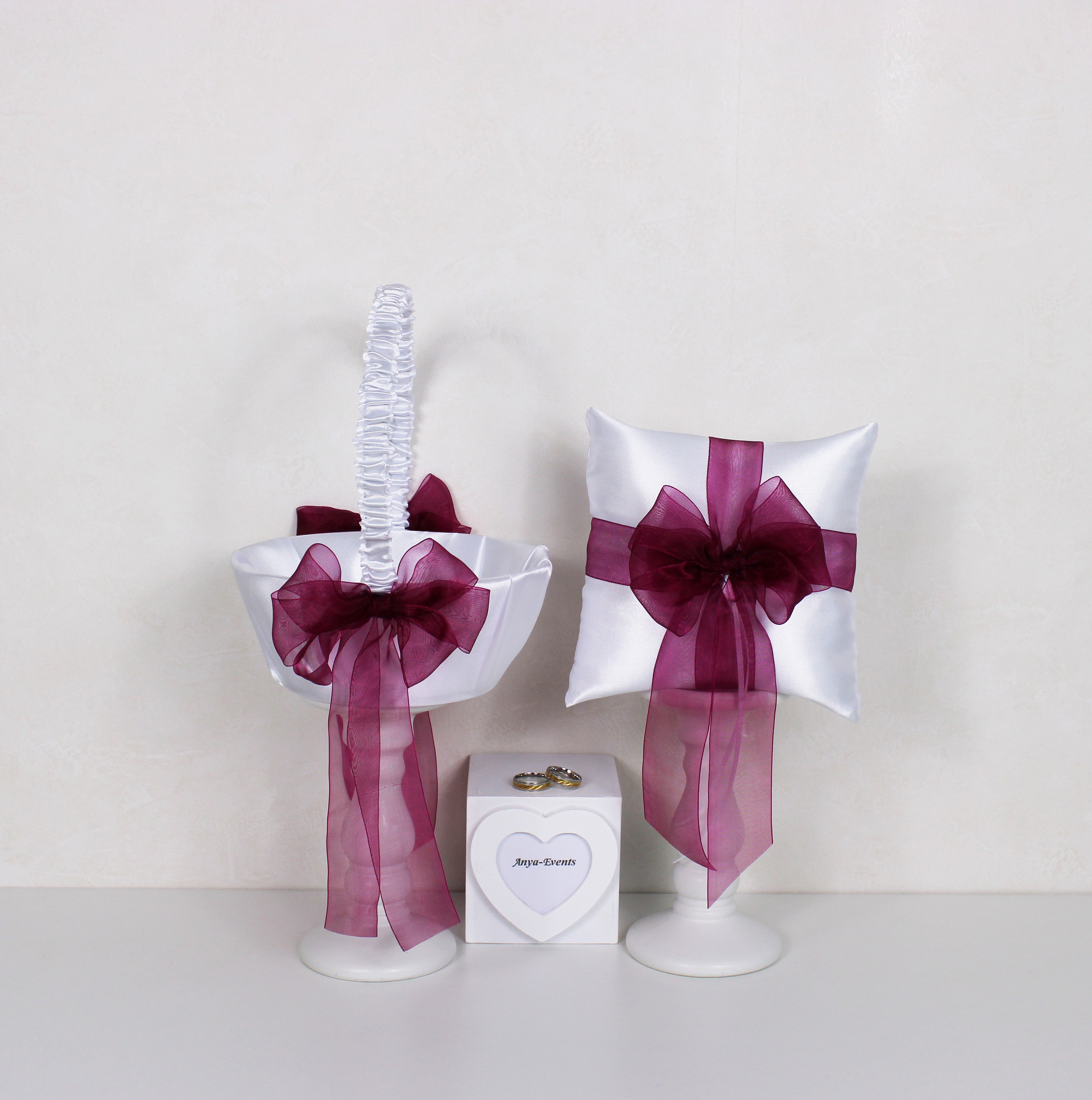 Basket and pillow set 04