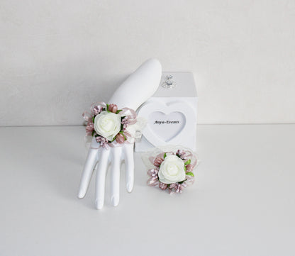 Wedding flowers - Corsage bracelet B023